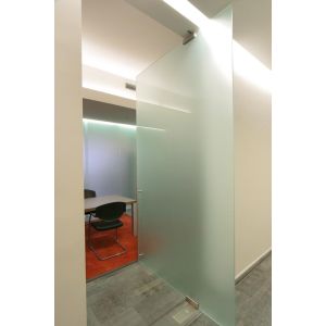 Satijn blank melkglas rondom geslepen